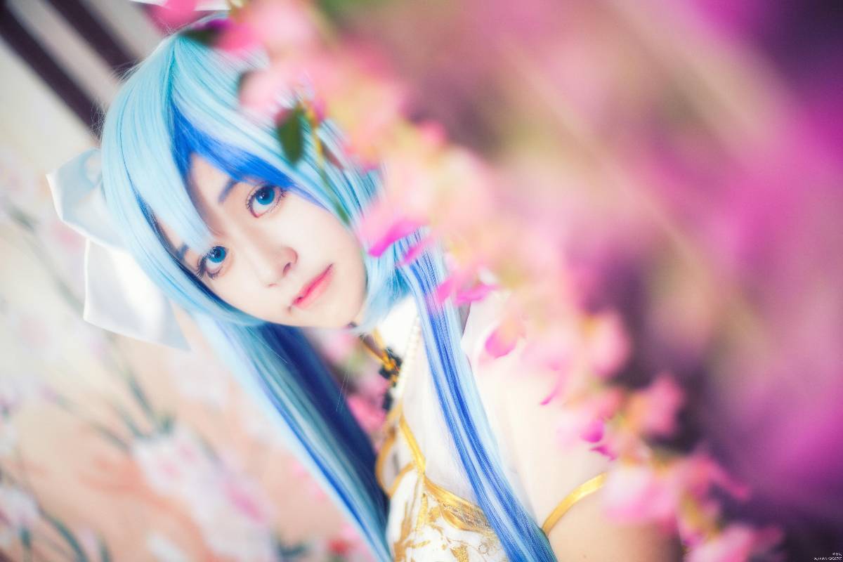 "Vocaloid" Canary Miku C O S P L A Y