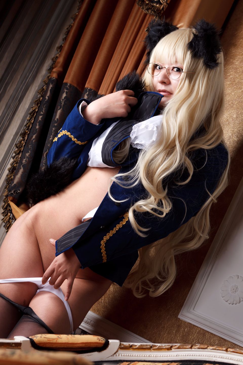 Các quý tộc đang phục vụ