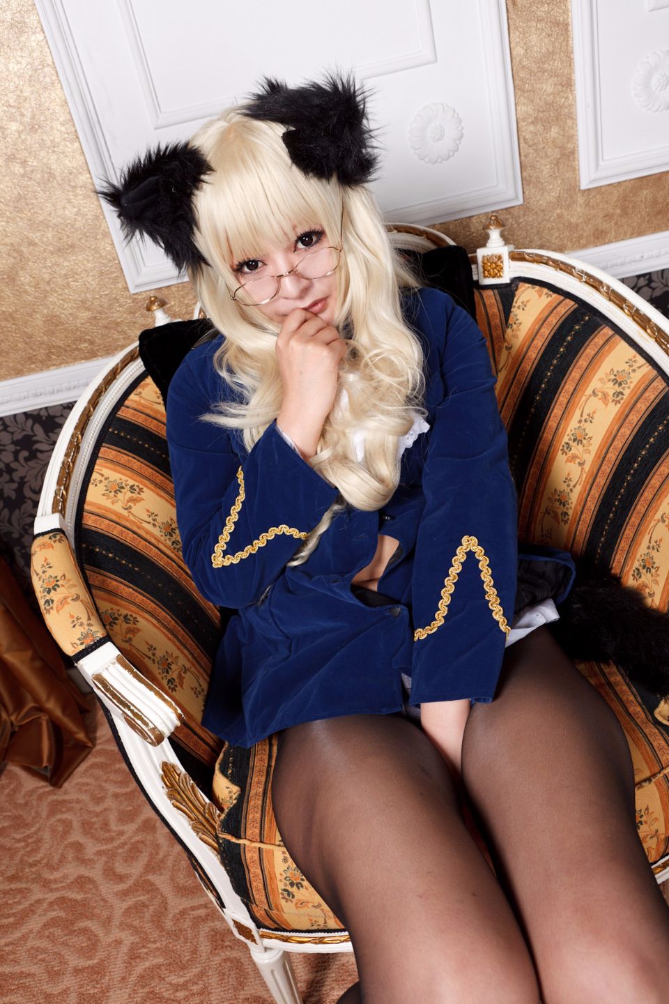 Các quý tộc đang phục vụ