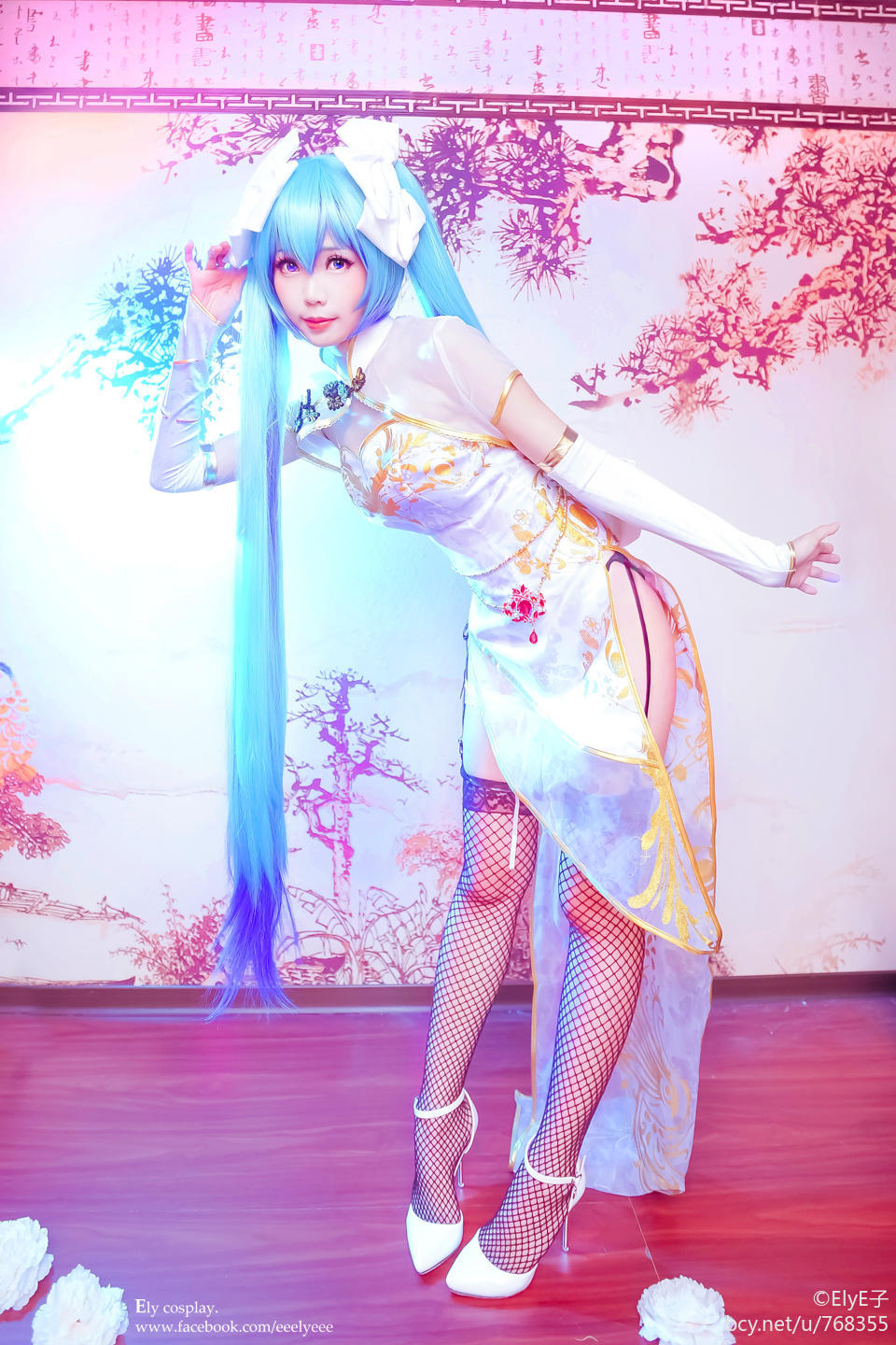 "Vocaloid" Hatsune Miku Canary Ver C O S P L A Y