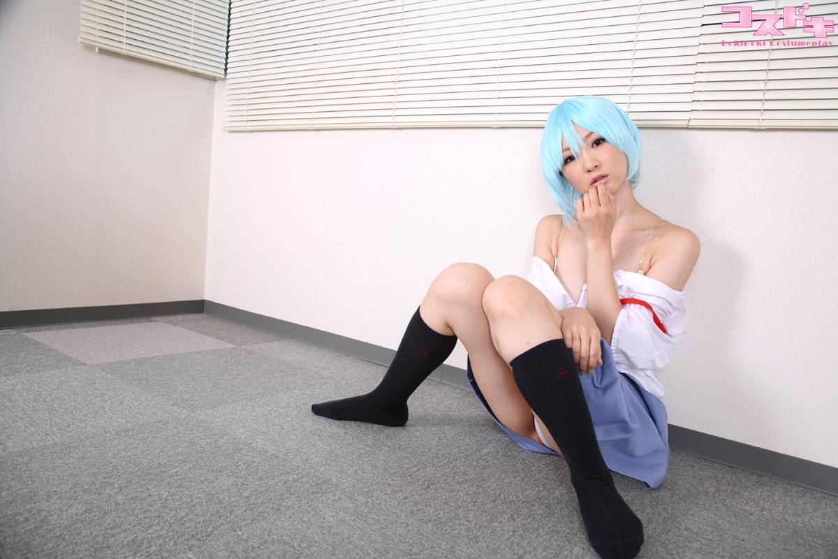 [Cosdoki] Ayanami Rei Cosplay của Yuduki Nanase