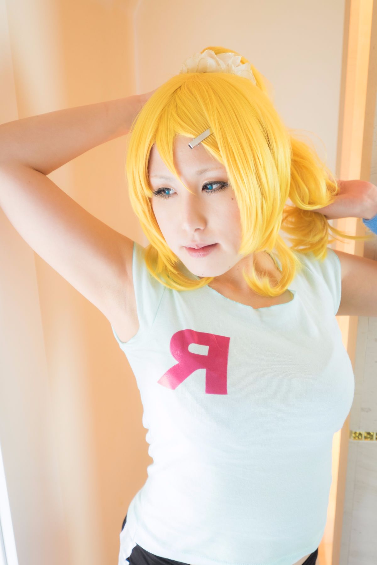 [NAUGHTYEYES (Sayla)] Thần tượng bẩn thỉu (Tình yêu trực tiếp!)