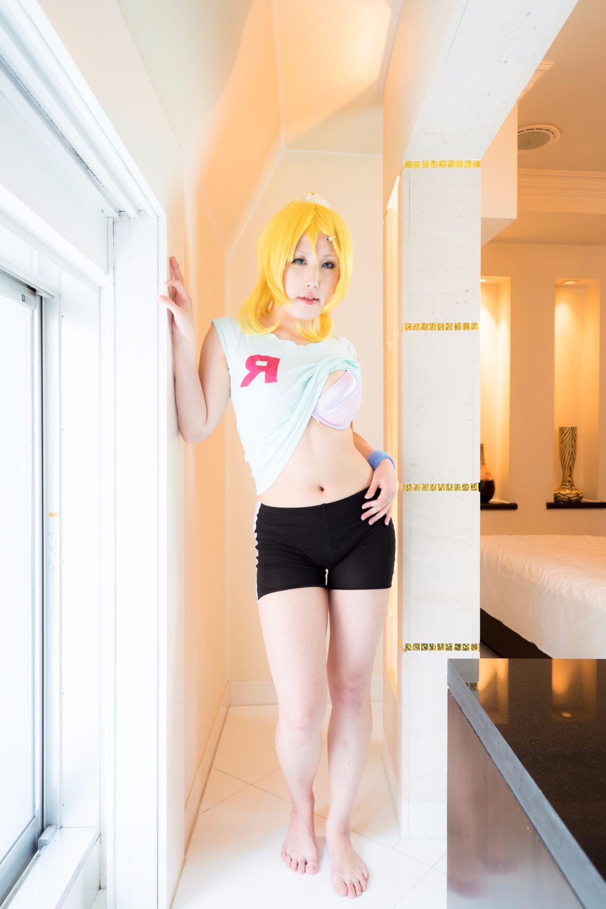 [NAUGHTYEYES (Sayla)] Thần tượng bẩn thỉu (Tình yêu trực tiếp!)