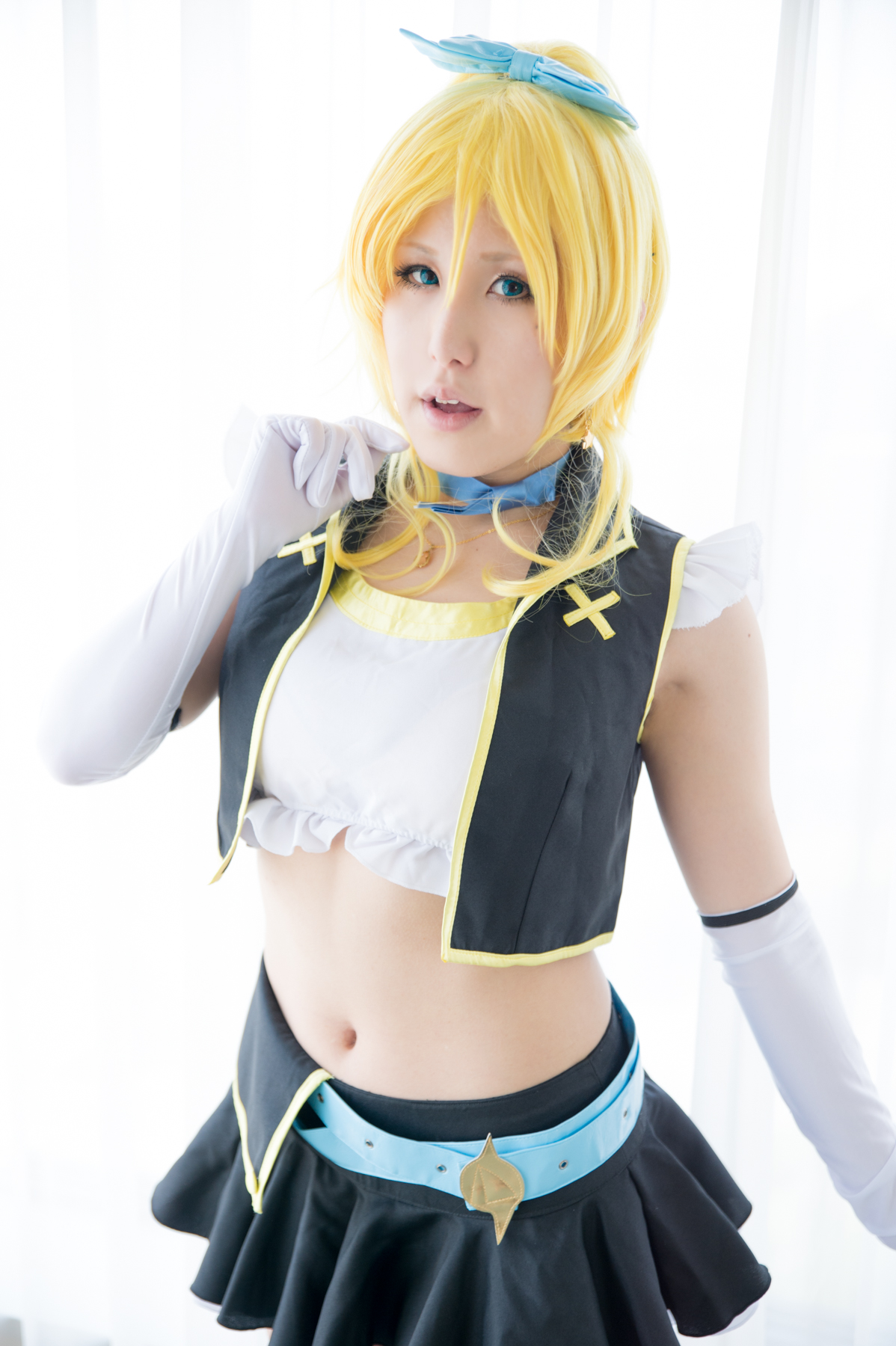 [NAUGHTYEYES (Sayla)] Thần tượng bẩn thỉu (Tình yêu trực tiếp!)