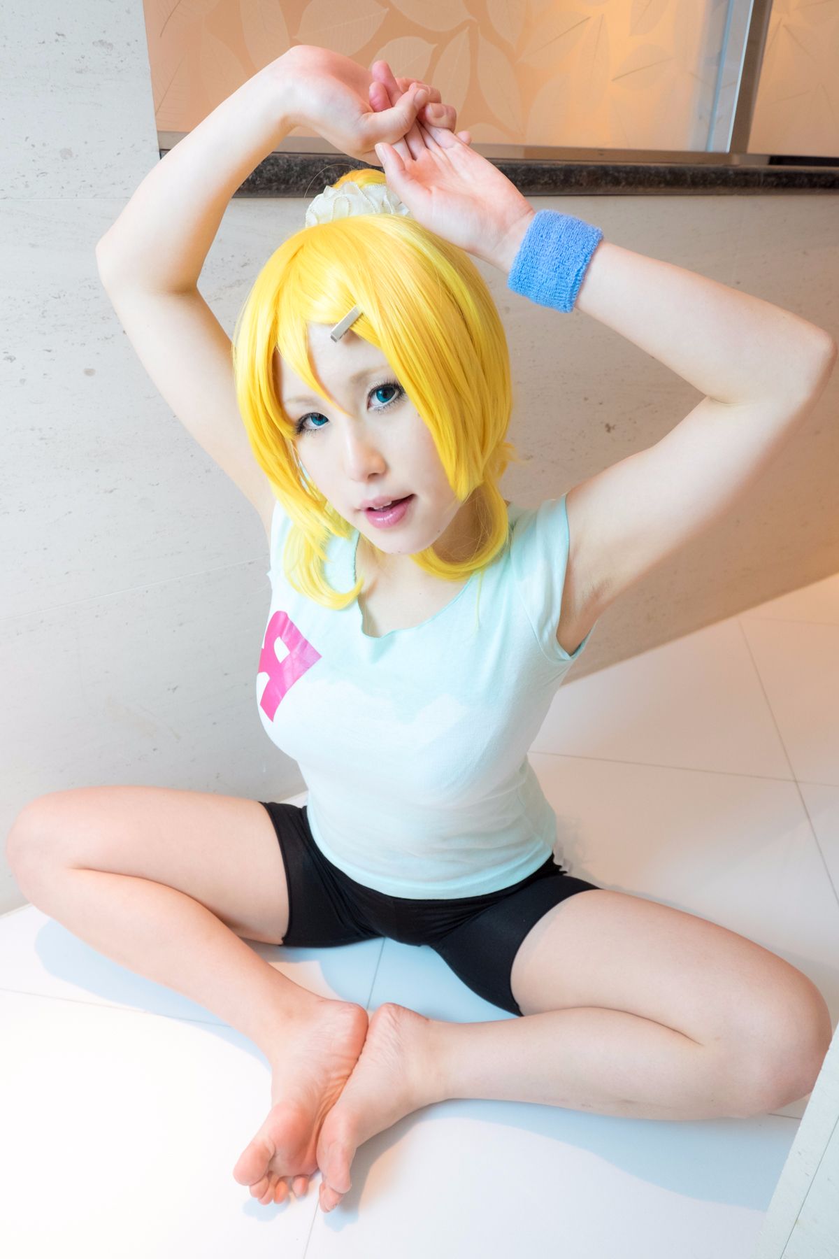 [NAUGHTYEYES (Sayla)] Thần tượng bẩn thỉu (Tình yêu trực tiếp!)