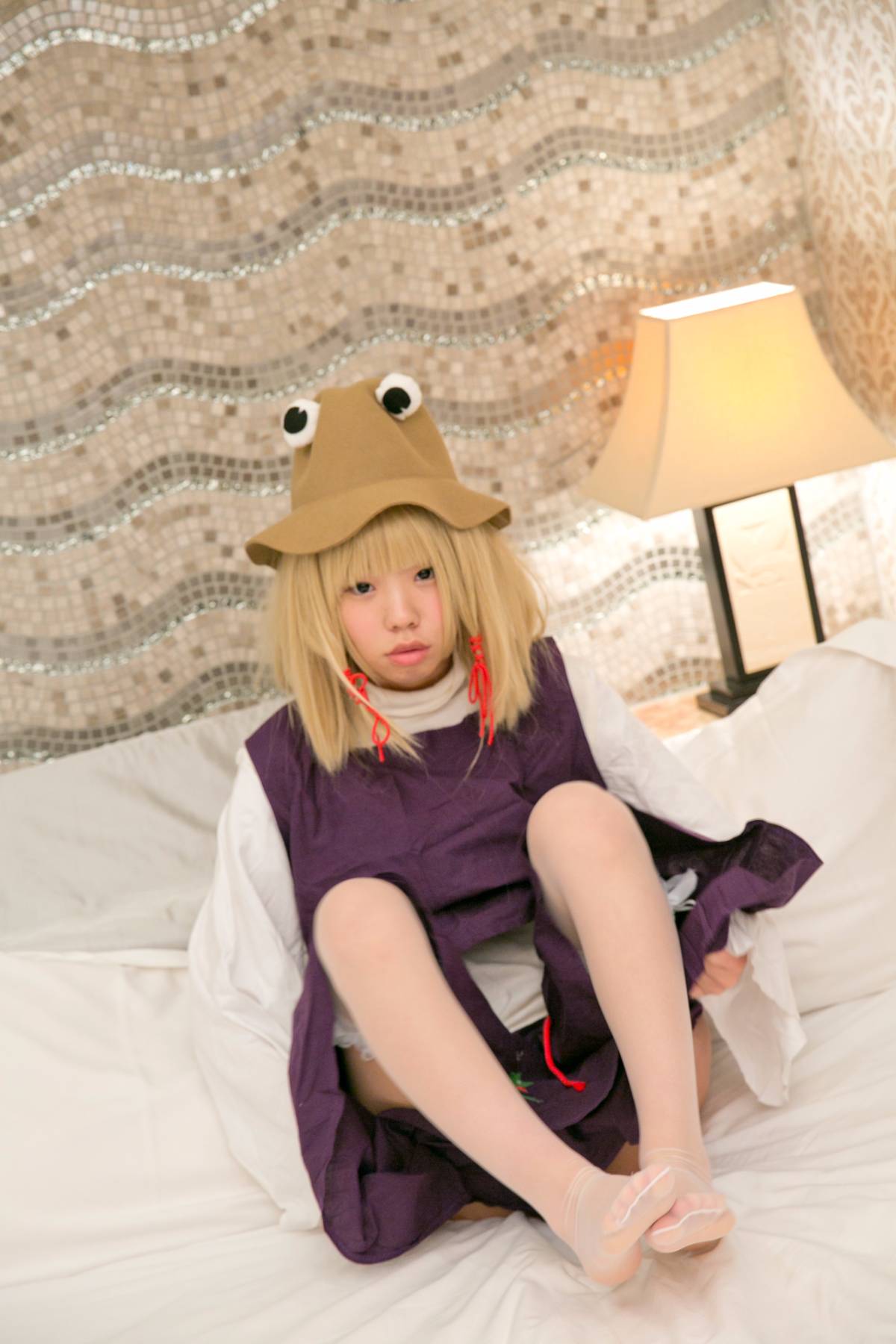 Phát hành khỏa thân phát hành cosplay bắn 18 tuổi