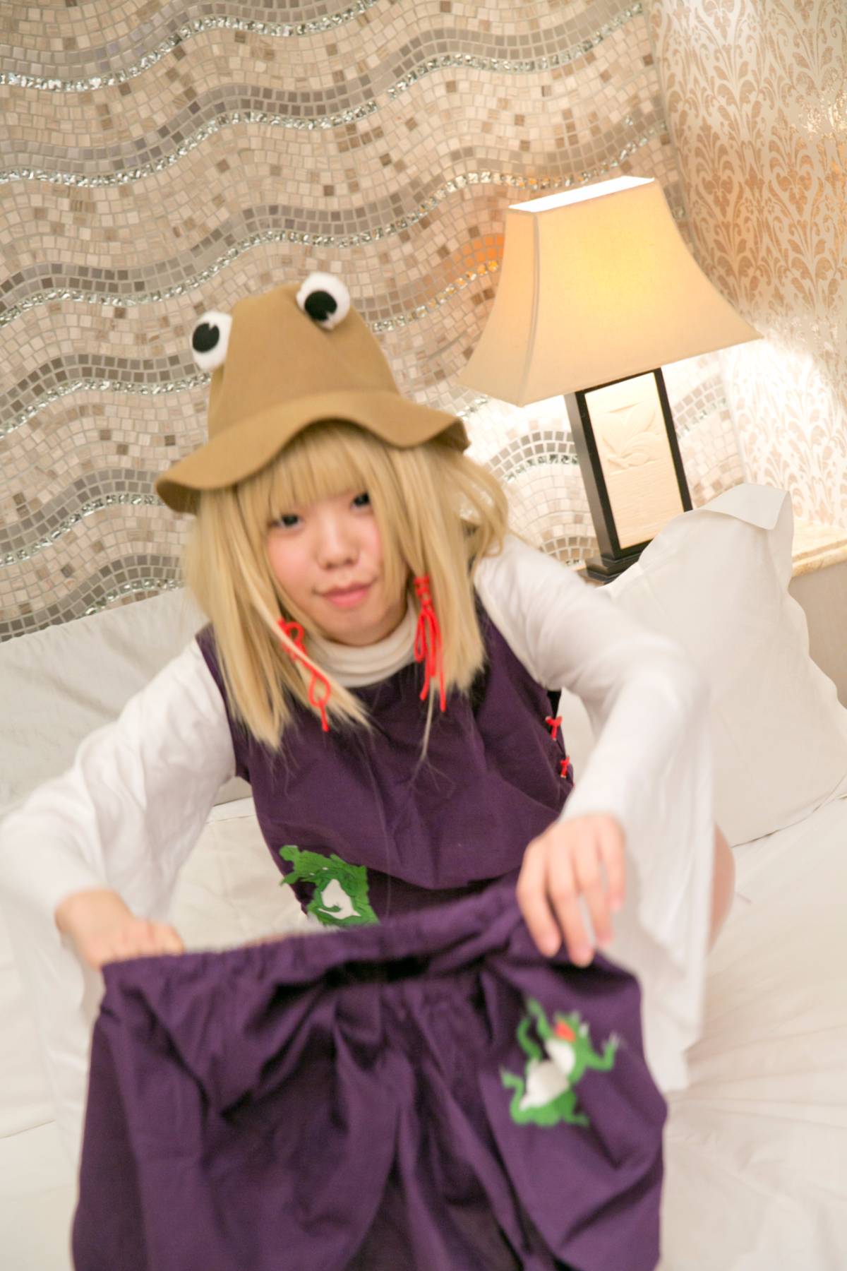 Phát hành khỏa thân phát hành cosplay bắn 18 tuổi