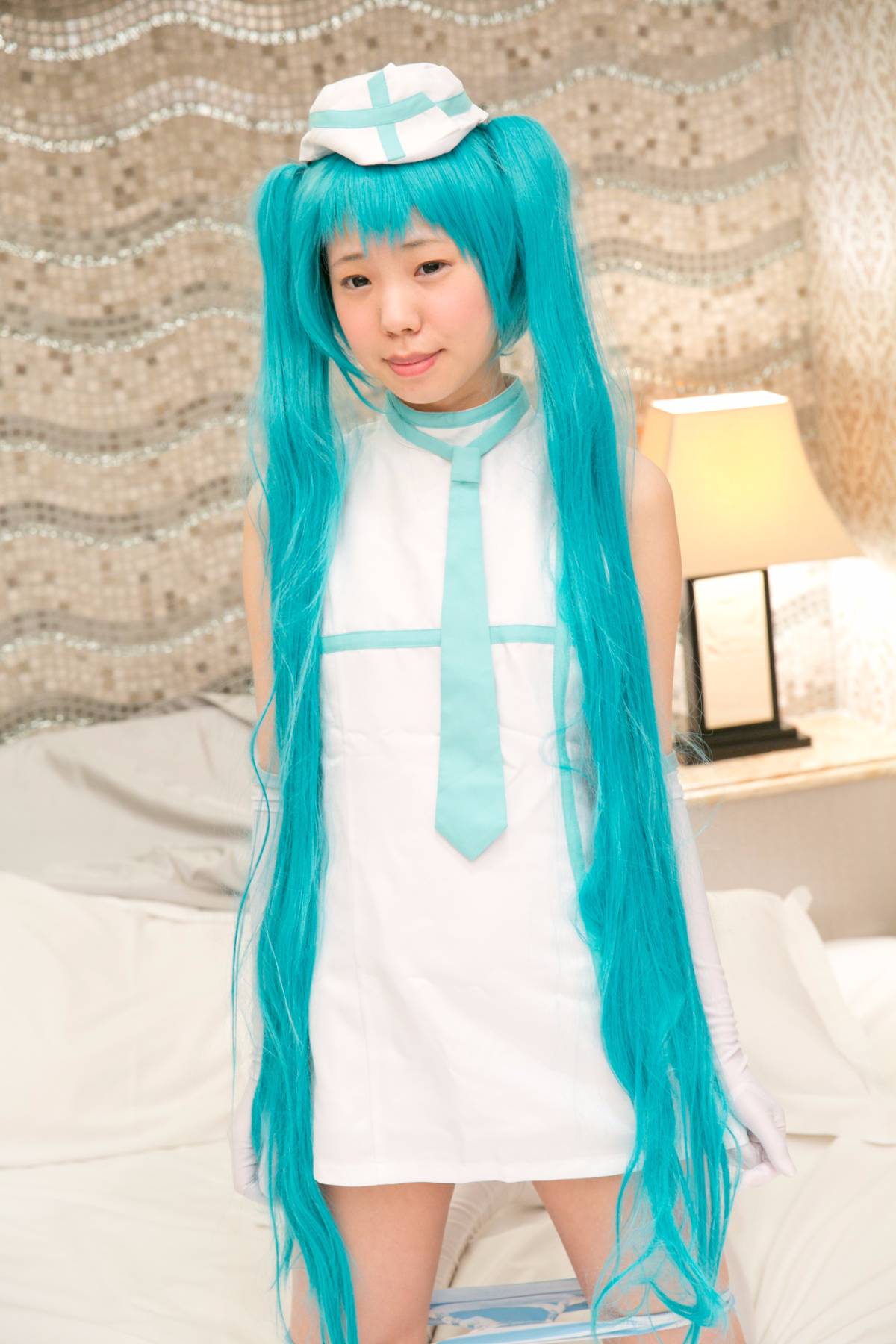 Phát hành khỏa thân phát hành cosplay bắn 18 tuổi