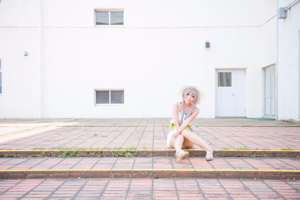 Nyaruko-san rom trên