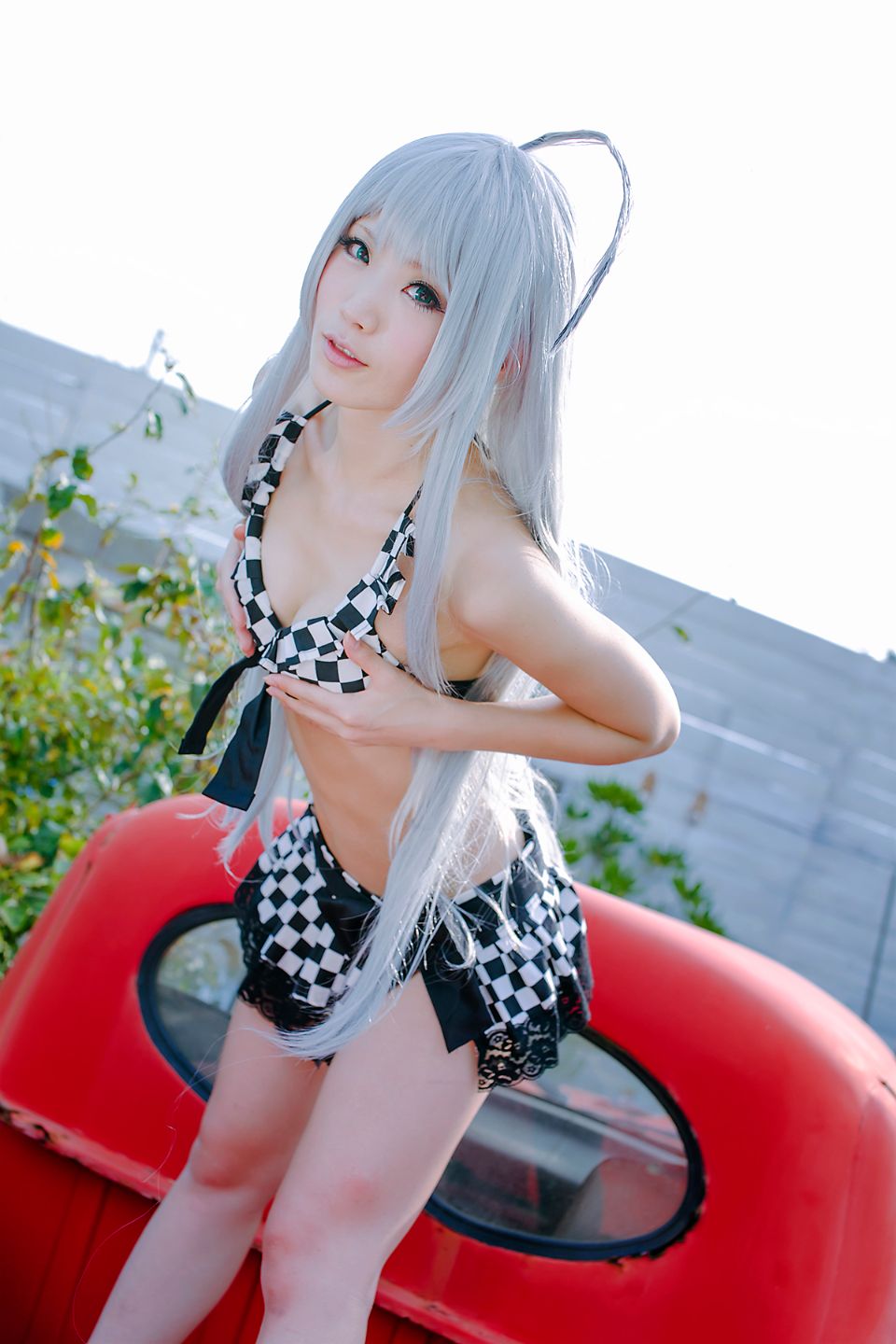 Nyaruko-san rom trên