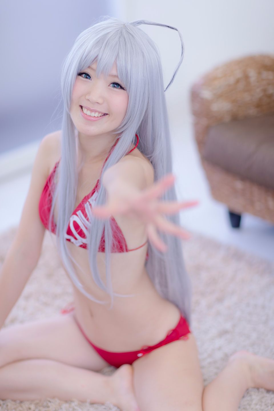 Nyaruko-san rom trên