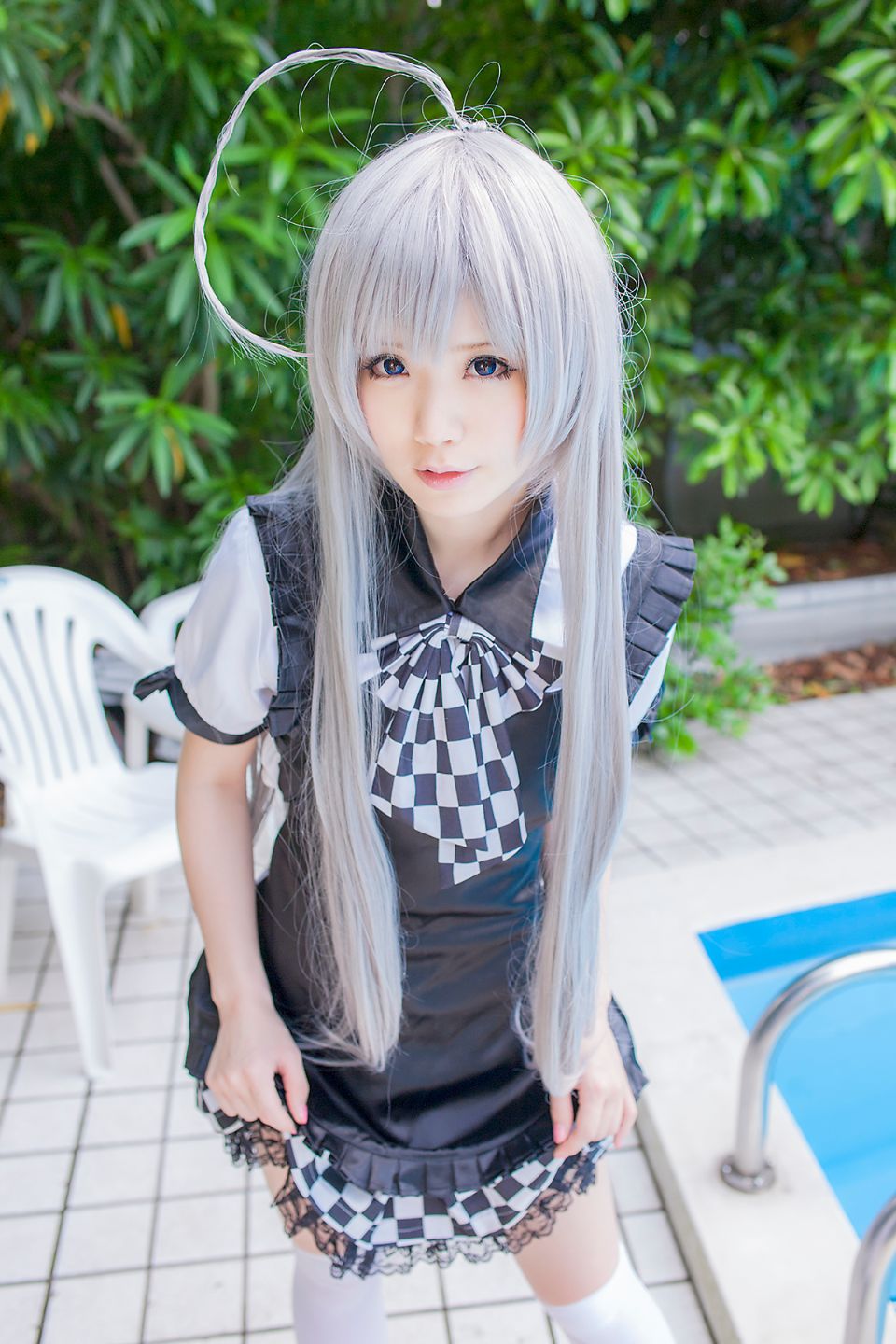 Nyaruko-san rom trên