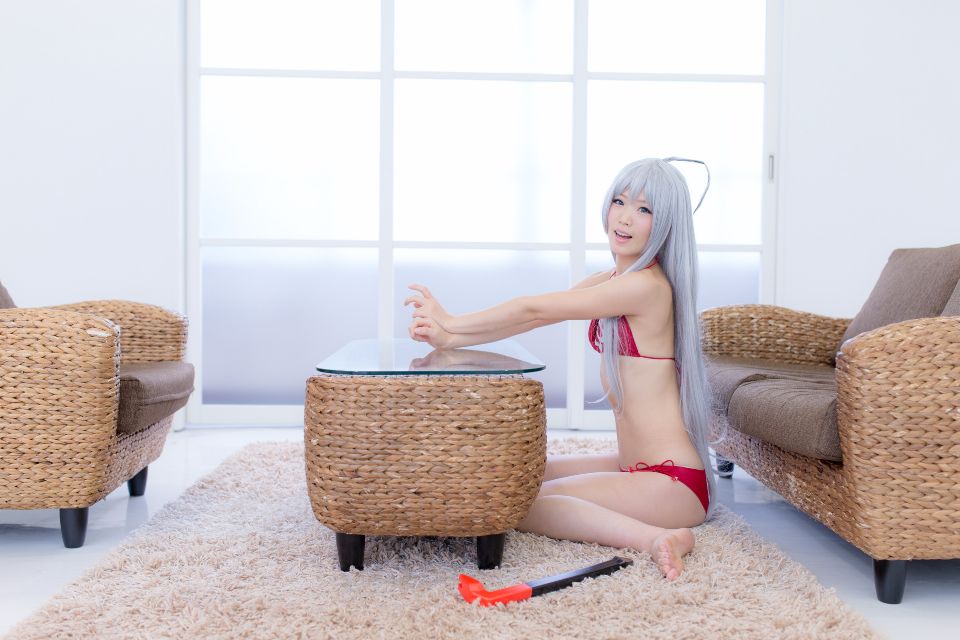 Nyaruko-san rom trên