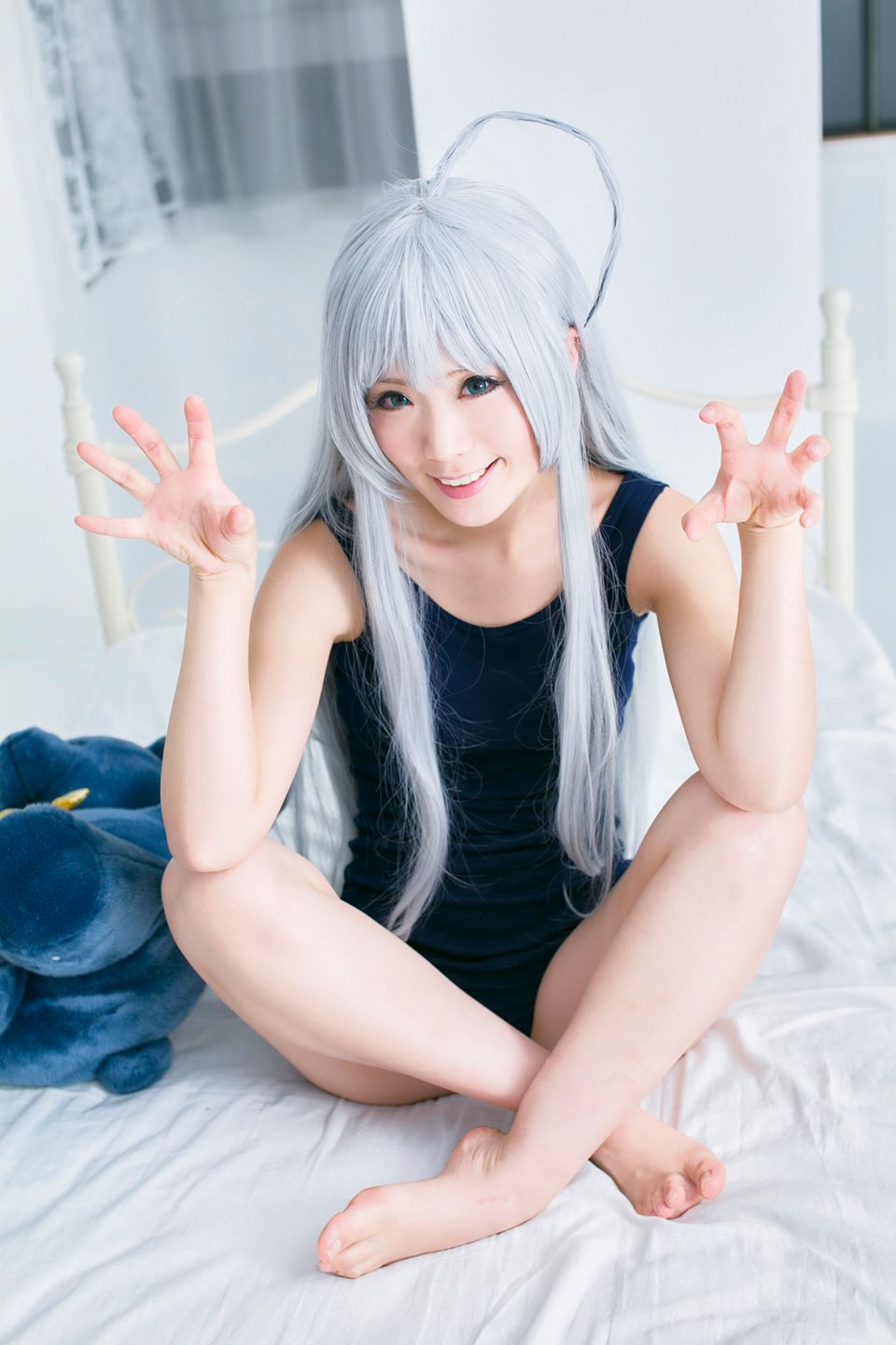 Nyaruko-san rom trên