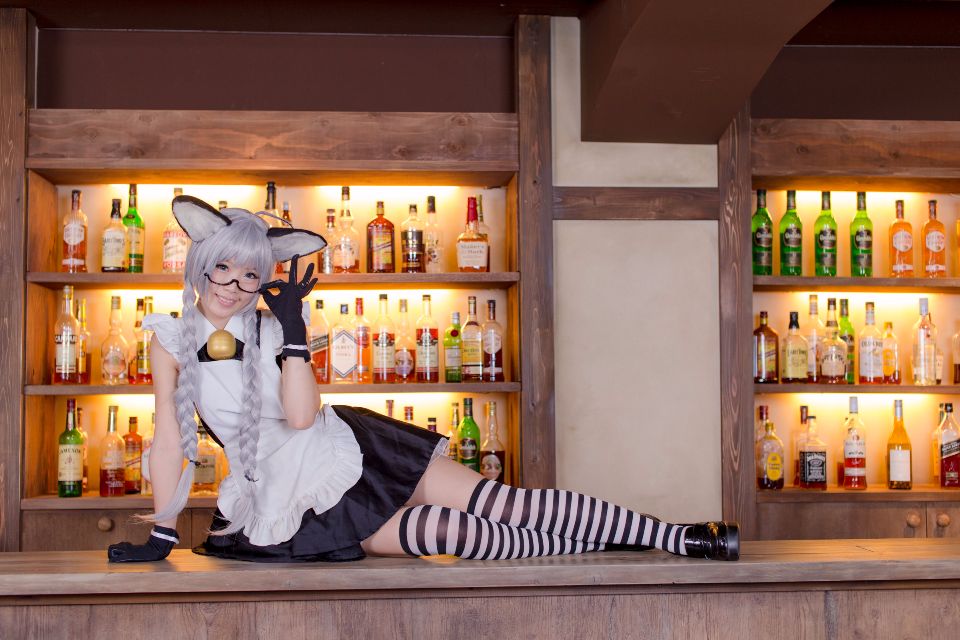 Nyaruko-san rom trên