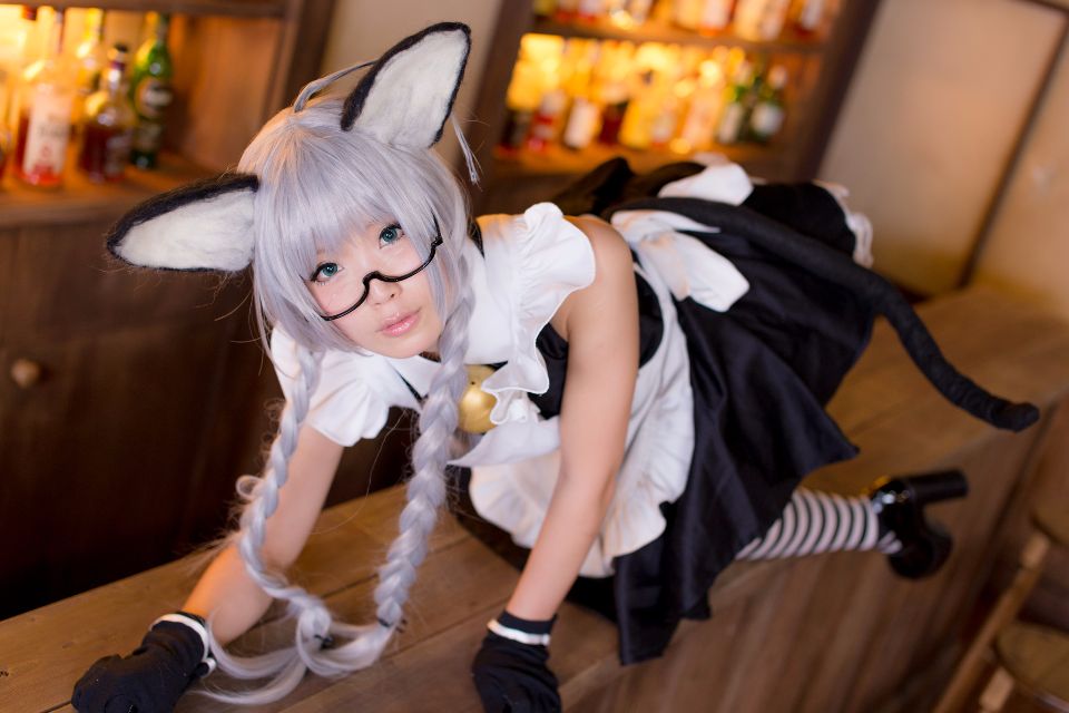 Nyaruko-san rom trên