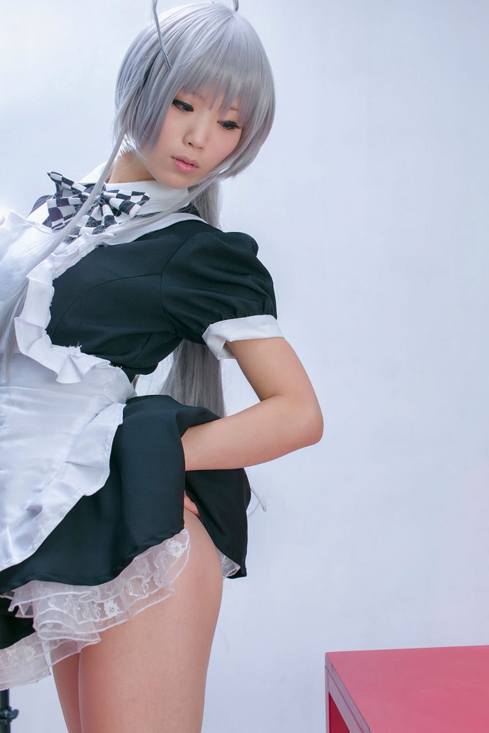 Nyaruko-san rom trên