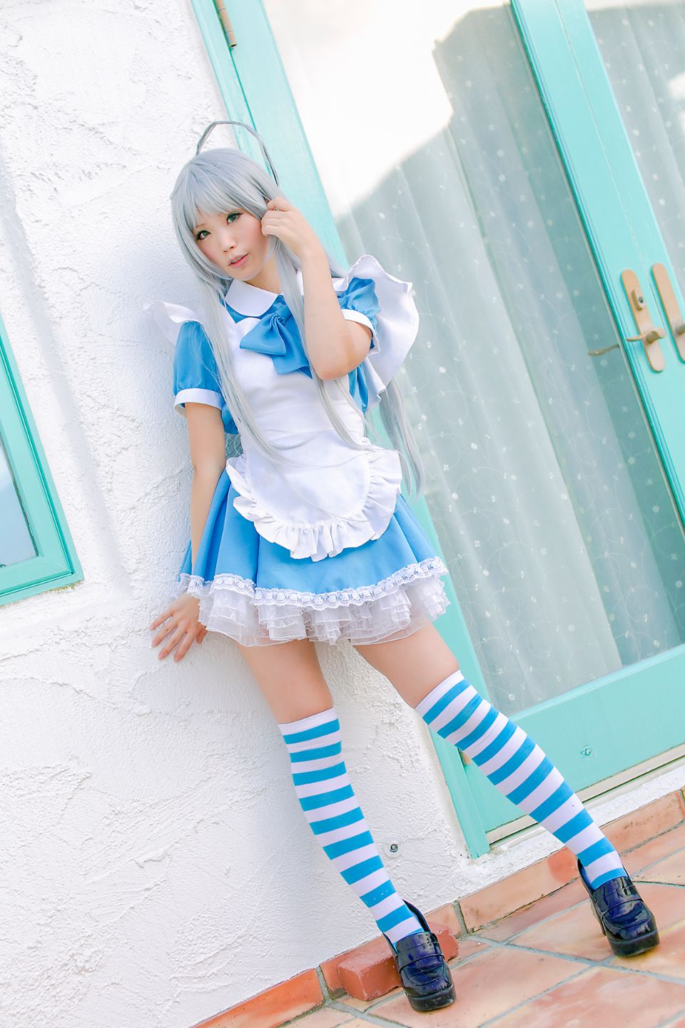 Nyaruko-san rom trên