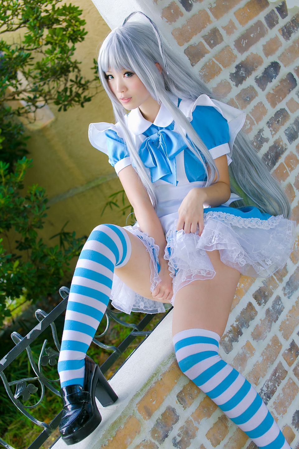 Nyaruko-san rom trên