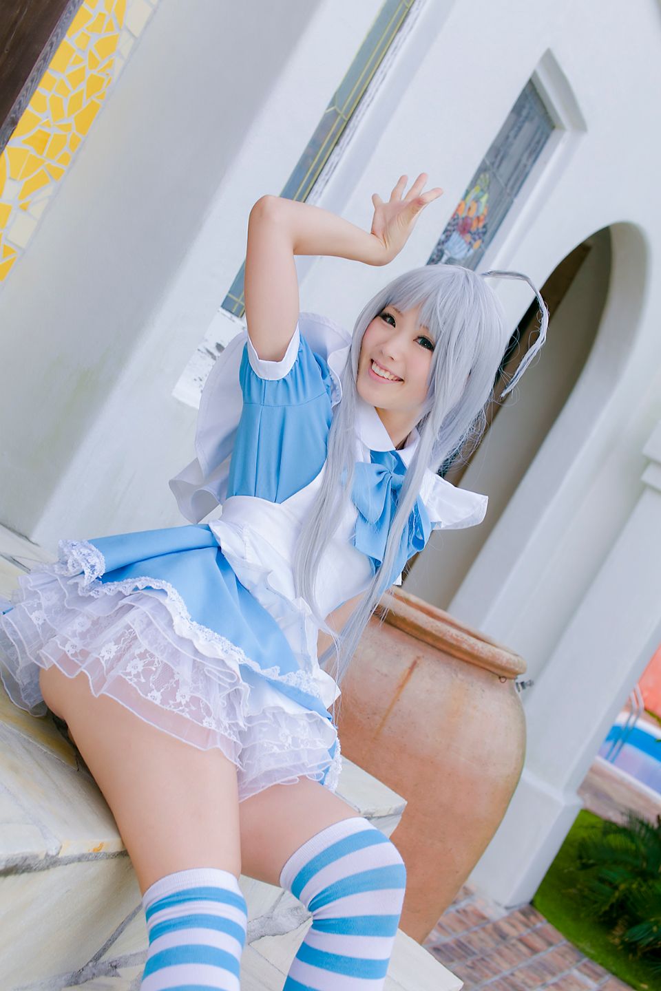 Nyaruko-san rom trên