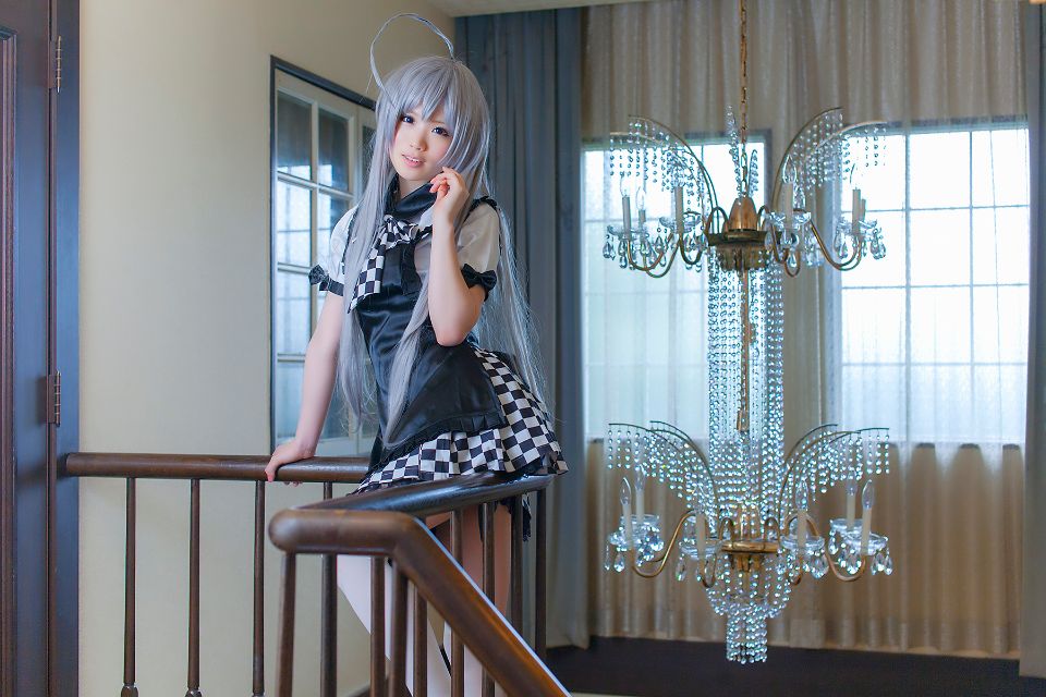 Nyaruko-san rom trên