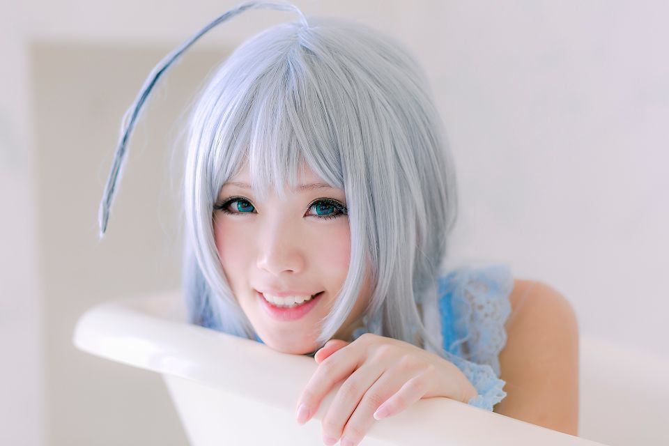 Nyaruko-san rom trên