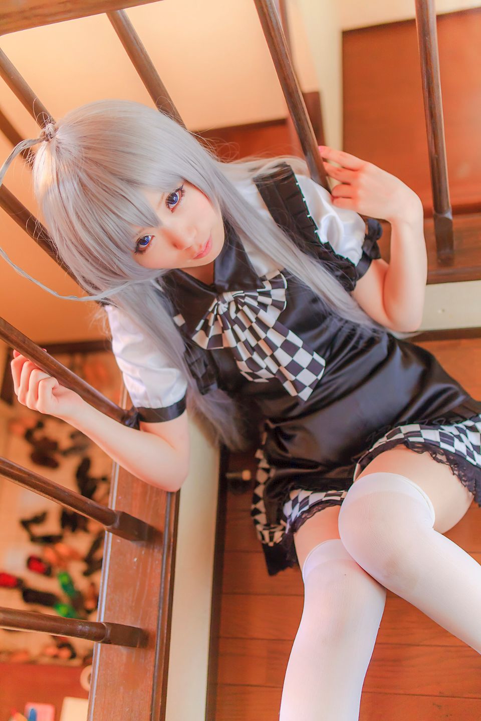 Nyaruko-san rom trên