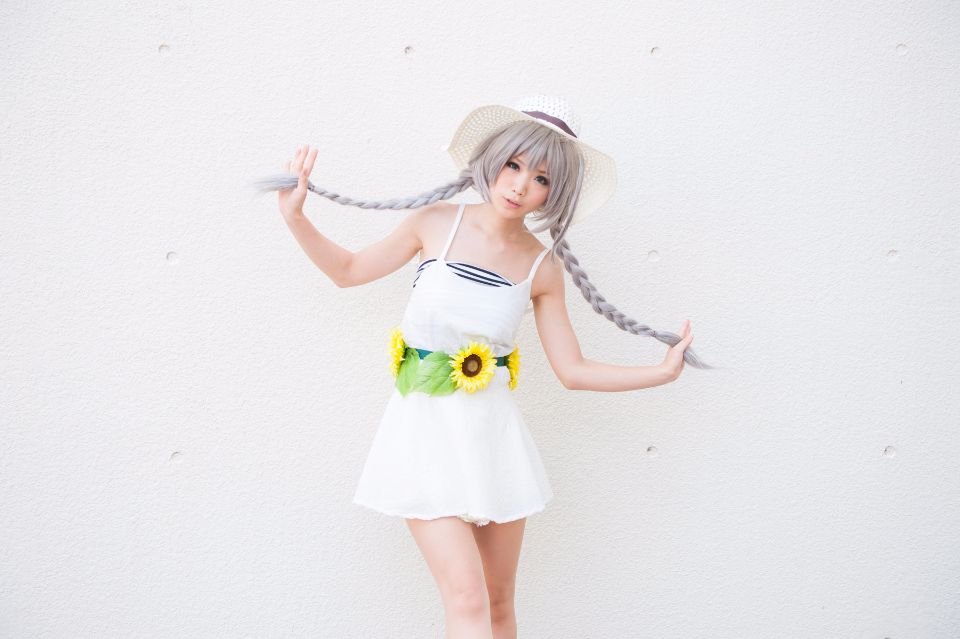 Nyaruko-san rom trên