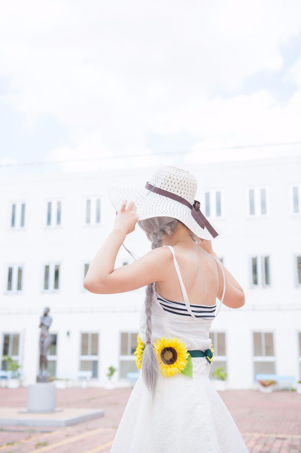 Nyaruko-san rom trên