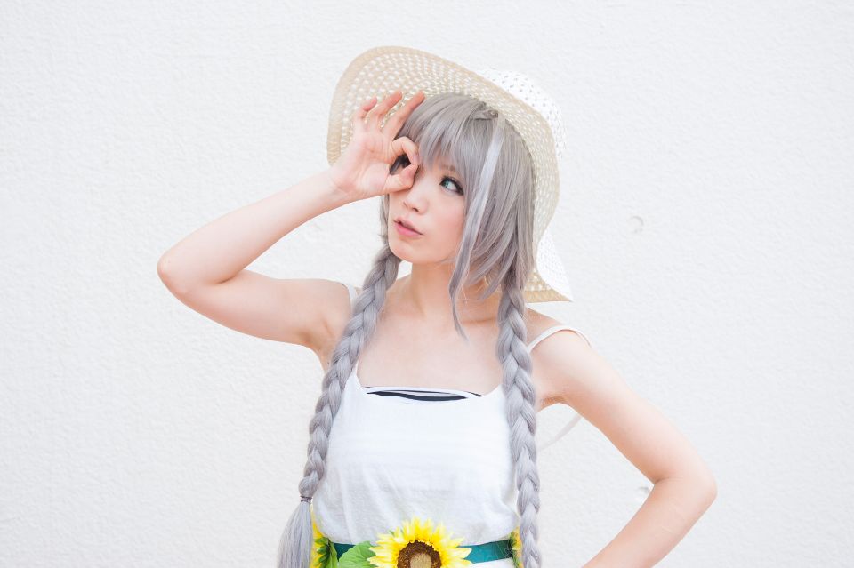 Nyaruko-san rom trên