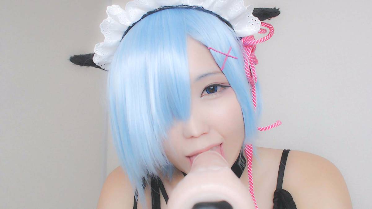 [Cửa hàng kem Aise] Khi Remrin mặc đồ lót âm hộ và thủ dâm, cô ấy không thể ngăn chặn pussies và squirts, vì vậy cô ấy đã kiêm rất nhiều