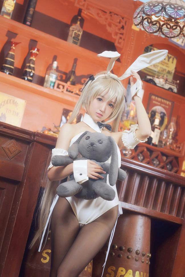 "Bầu trời của số phận" Kasuhina không có mái vòm Bunny Girl có một cos