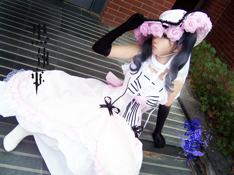 Bộ sưu tập cosplay có cánh đen Deacon