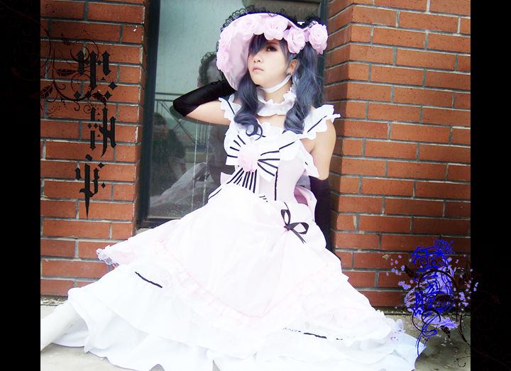 Bộ sưu tập cosplay có cánh đen Deacon