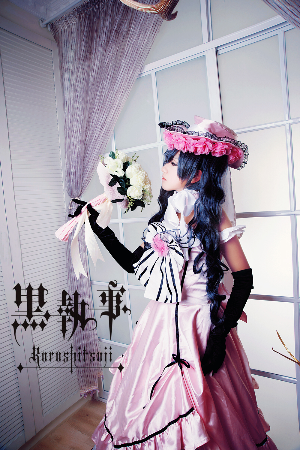 Bộ sưu tập cosplay có cánh đen Deacon