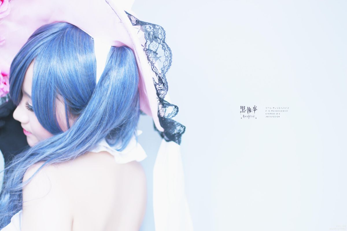 Bộ sưu tập cosplay có cánh đen Deacon