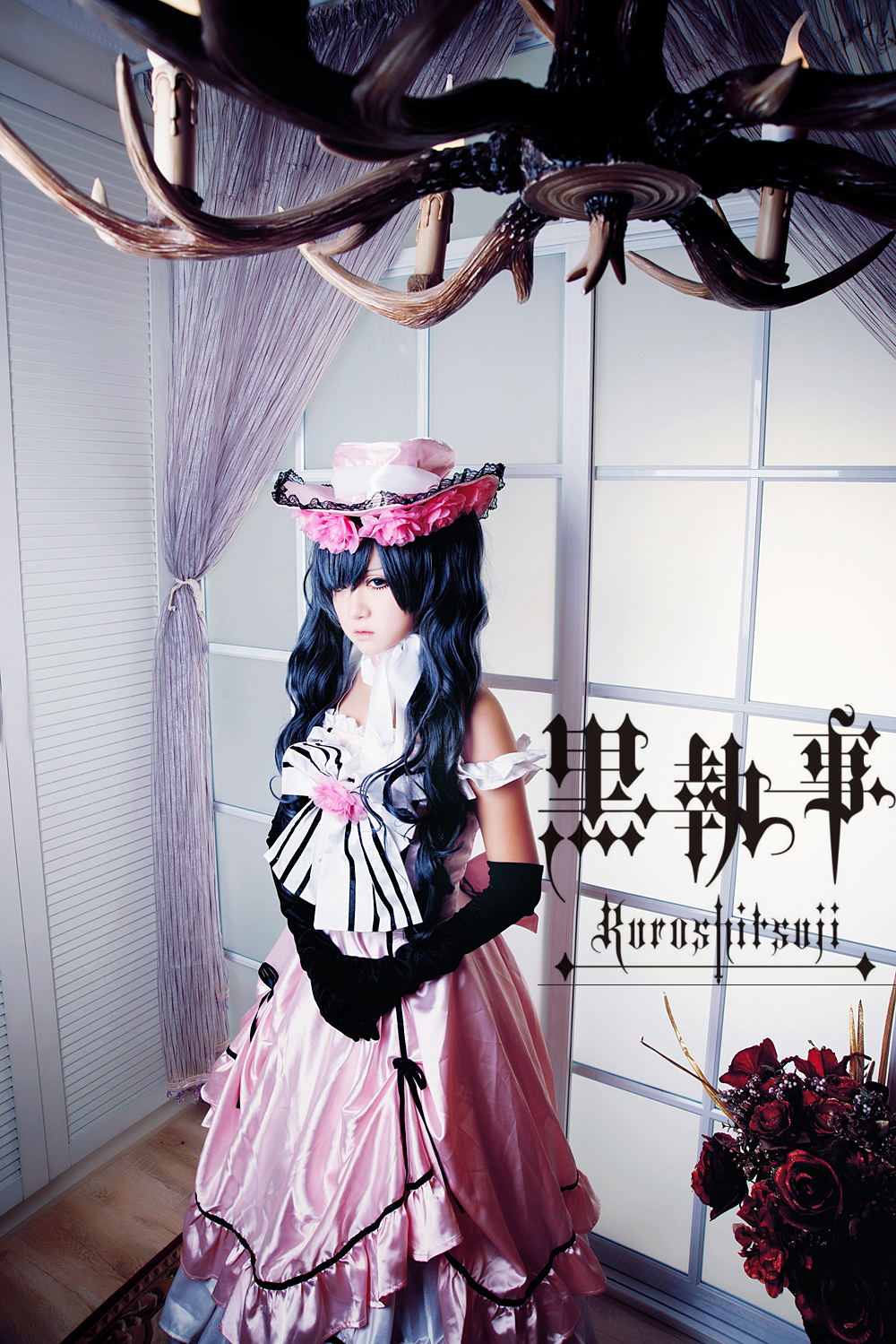 Bộ sưu tập cosplay có cánh đen Deacon