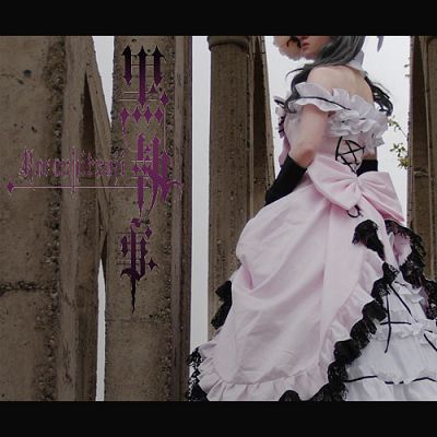 Bộ sưu tập cosplay có cánh đen Deacon