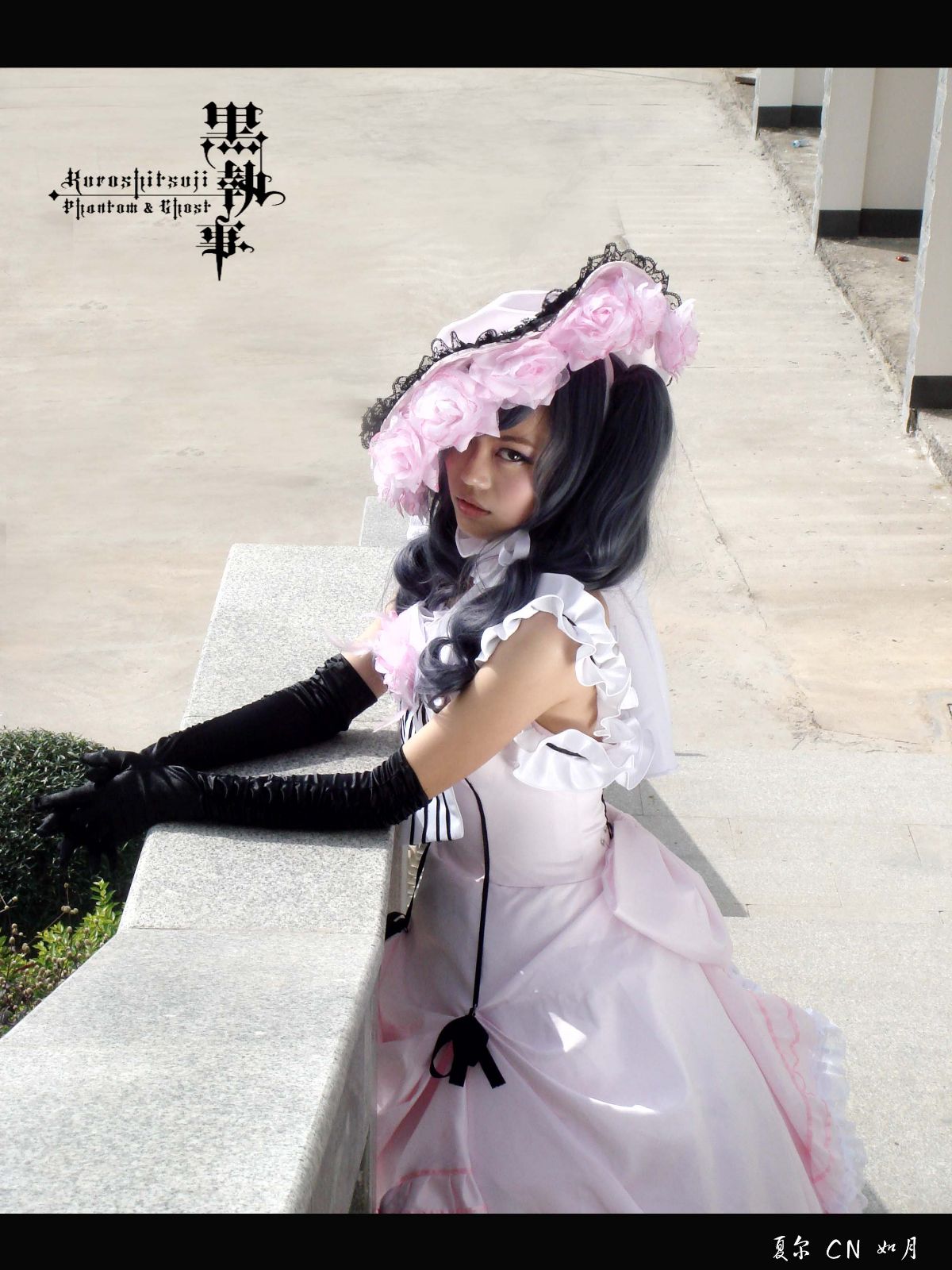 Bộ sưu tập cosplay có cánh đen Deacon