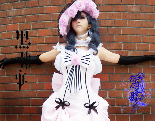 Bộ sưu tập cosplay có cánh đen Deacon