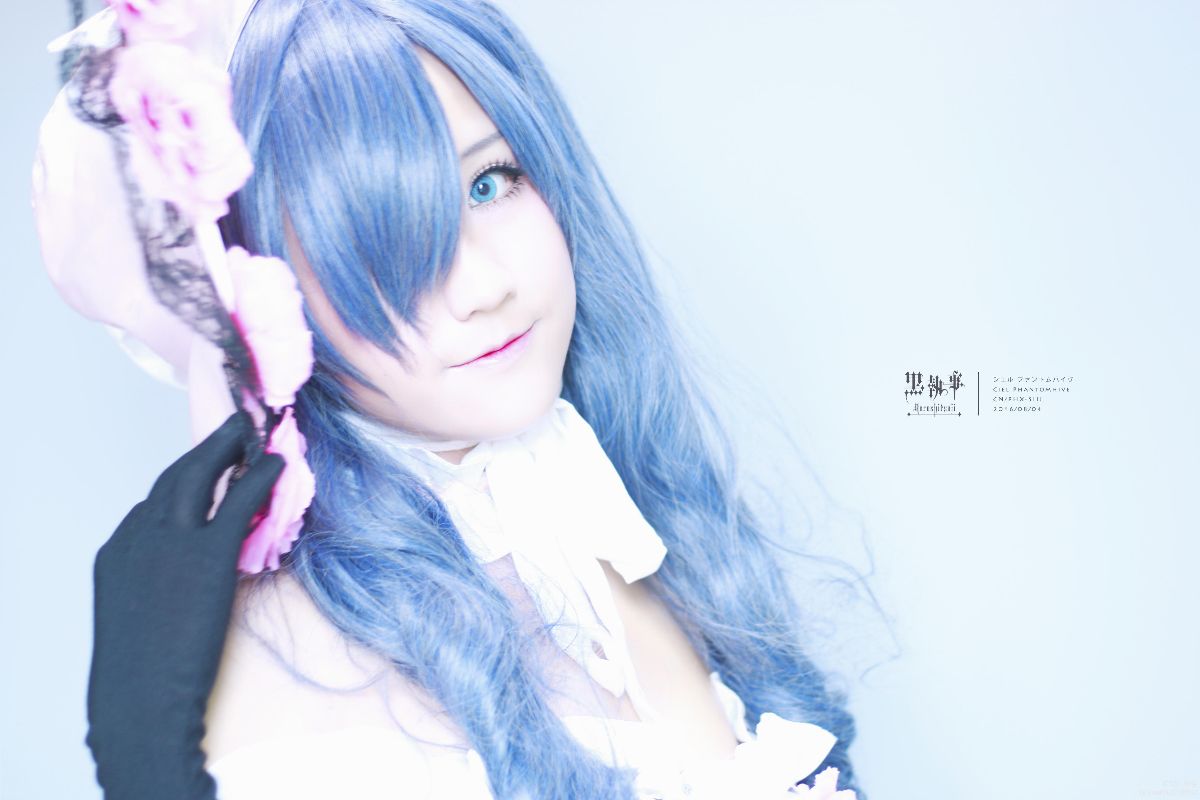 Bộ sưu tập cosplay có cánh đen Deacon