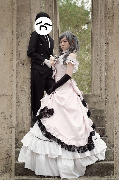 Bộ sưu tập cosplay có cánh đen Deacon