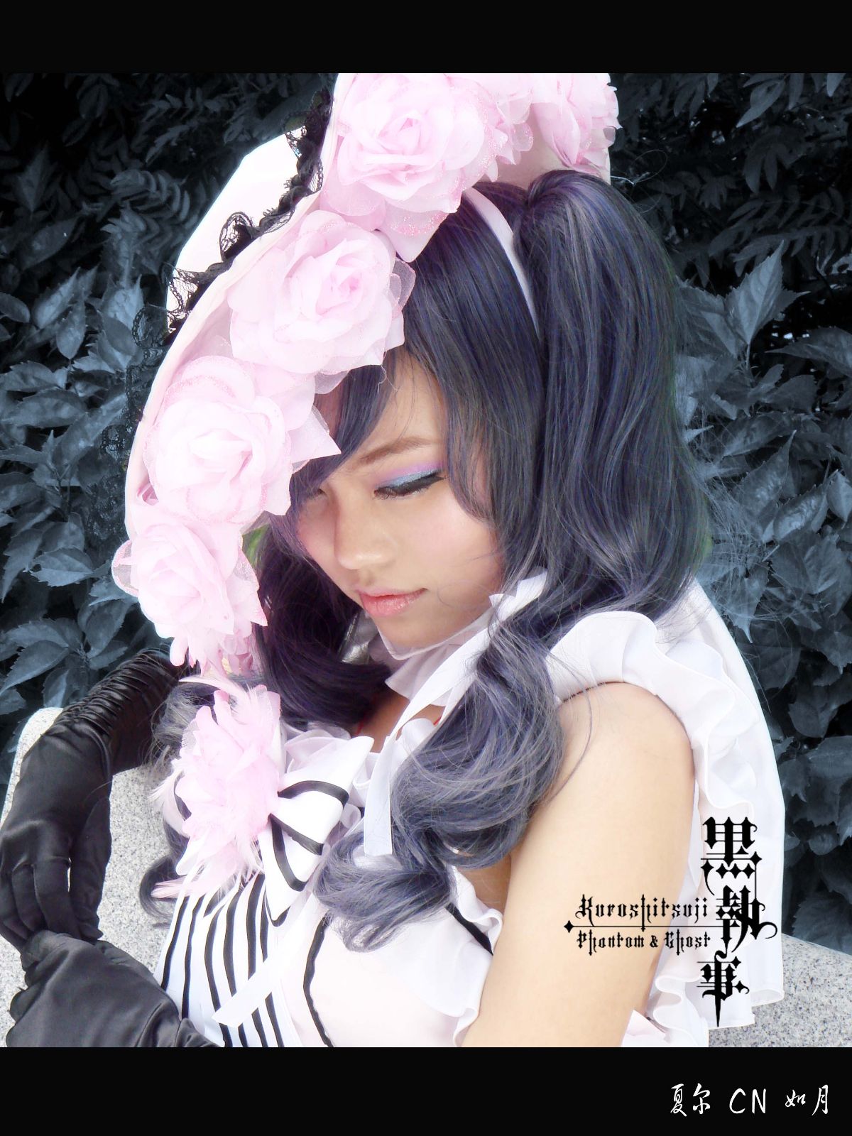 Bộ sưu tập cosplay có cánh đen Deacon