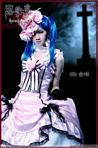 Bộ sưu tập cosplay có cánh đen Deacon