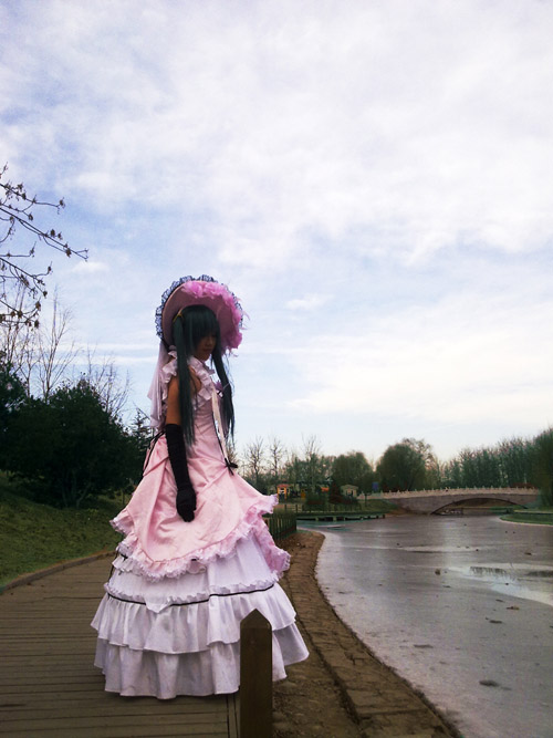 Bộ sưu tập cosplay có cánh đen Deacon