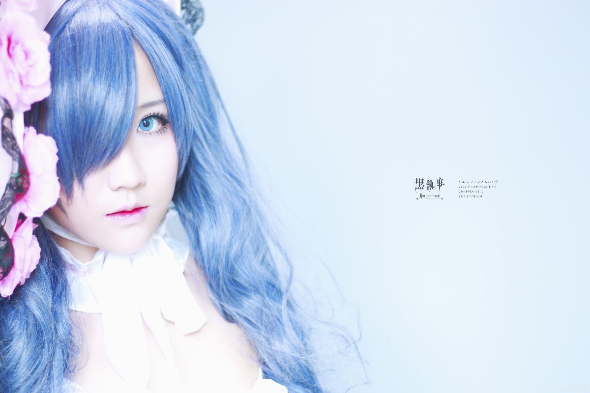 Bộ sưu tập cosplay có cánh đen Deacon