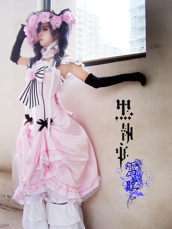 Bộ sưu tập cosplay có cánh đen Deacon