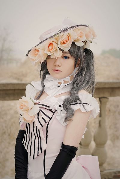 Bộ sưu tập cosplay có cánh đen Deacon