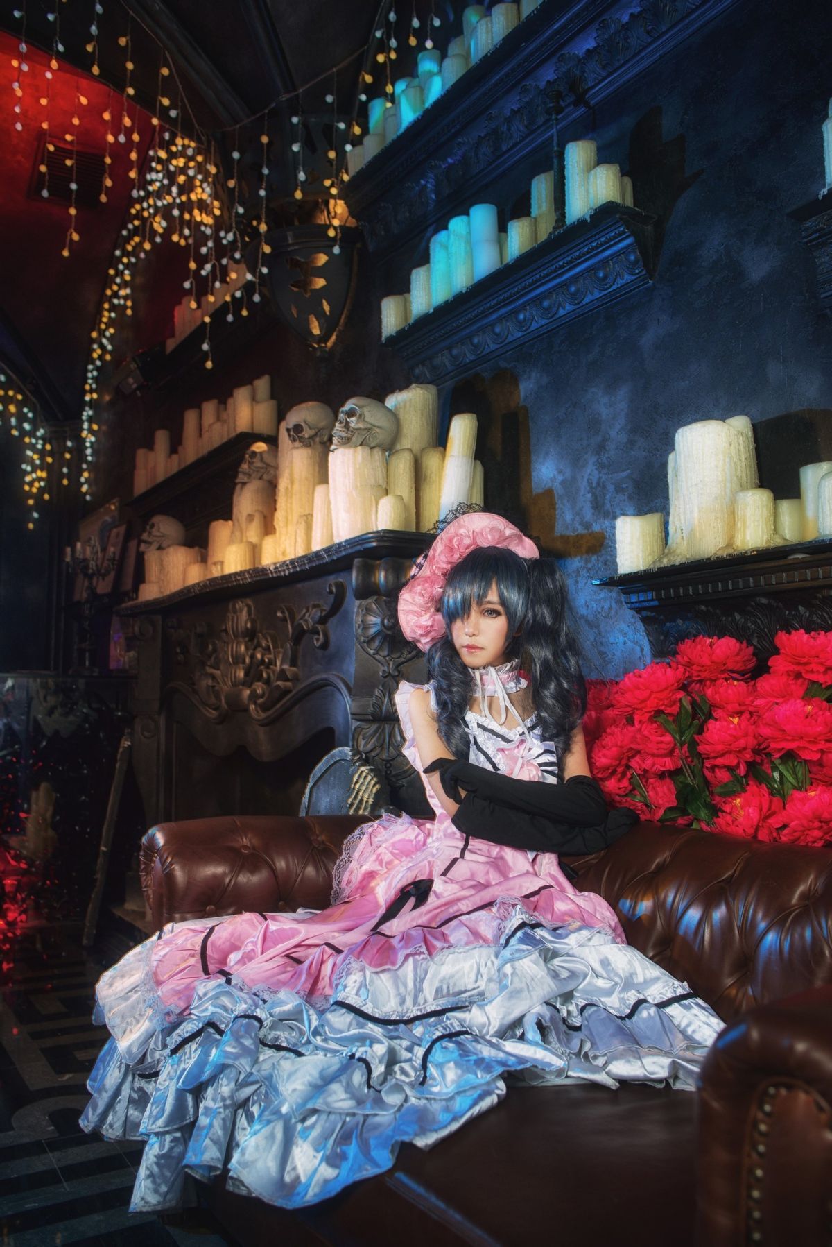 Bộ sưu tập cosplay có cánh đen Deacon