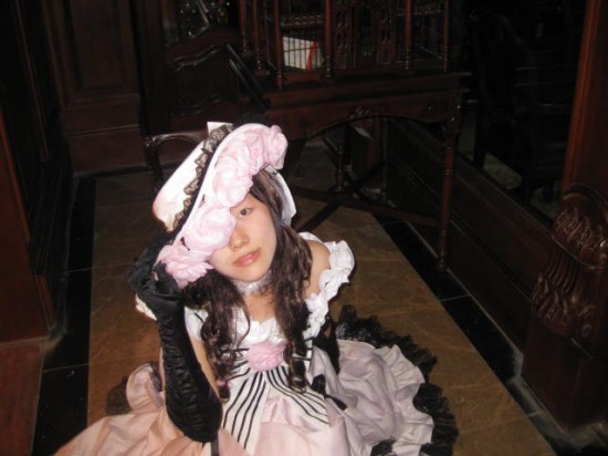 Bộ sưu tập cosplay có cánh đen Deacon